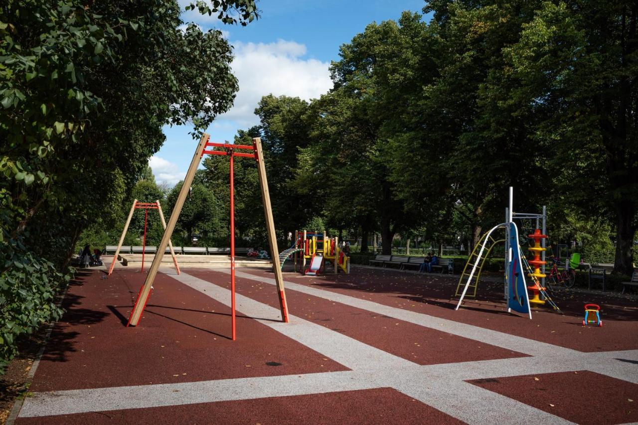 Ziedondarza Park One Bedroom Apartment And Balcony Riga Buitenkant foto
