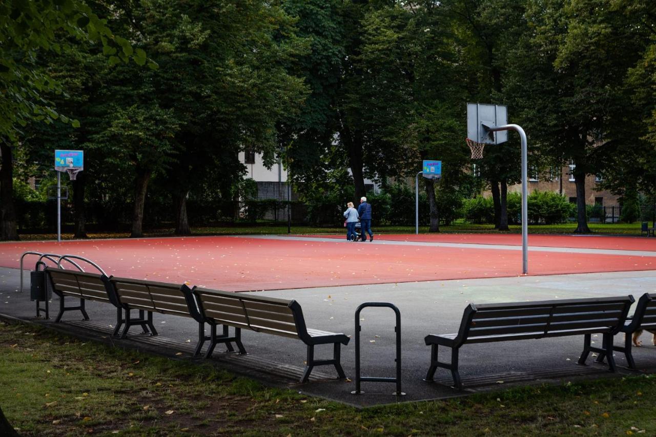 Ziedondarza Park One Bedroom Apartment And Balcony Riga Buitenkant foto