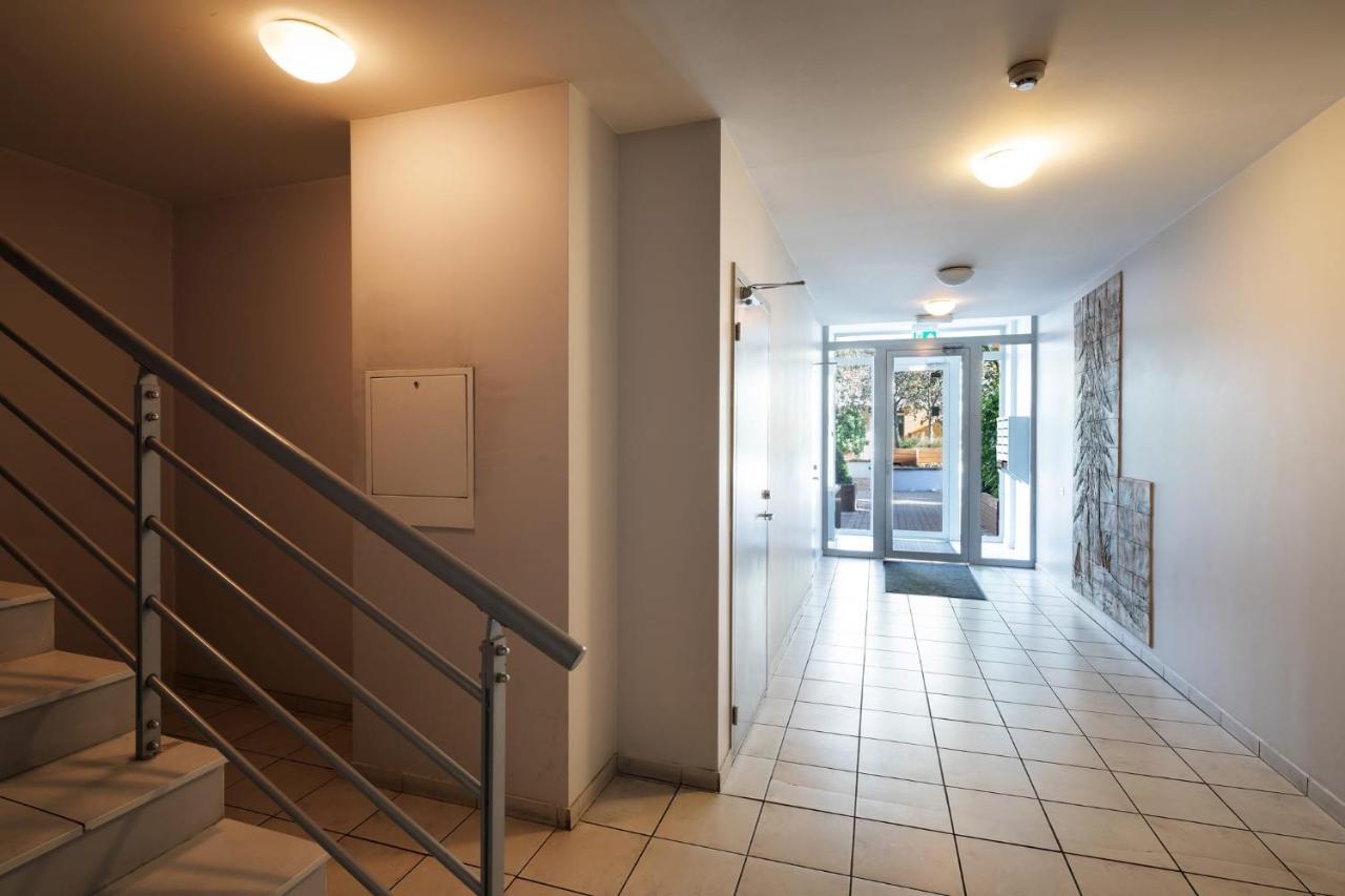 Ziedondarza Park One Bedroom Apartment And Balcony Riga Buitenkant foto